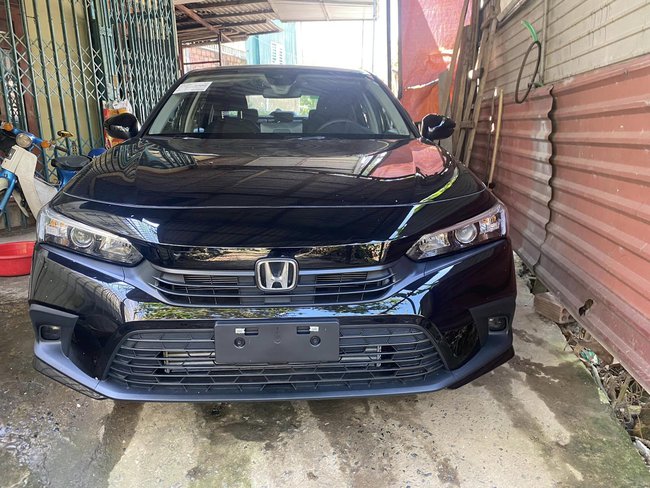 Chủ xe Honda Civic chịu lỗ gần 100 triệu sau 19km lăn bánh: Xe mới đập hộp, chưa kịp ra biển số - Ảnh 1.