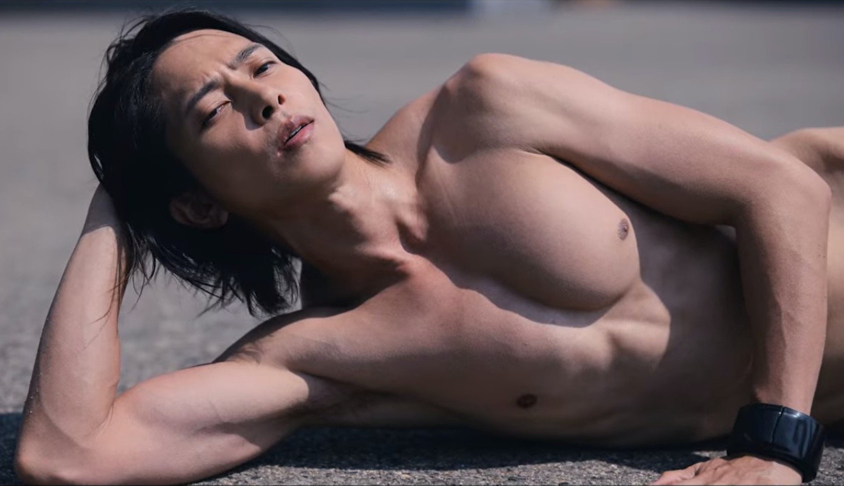 Porno foto galereyasi mini yubka