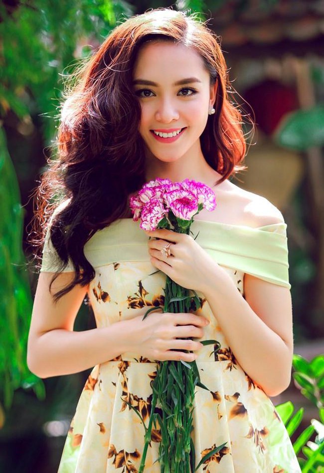 Top 3 Hoa hậu Hoàn vũ Việt Nam 2008 hiện tại: Người lui về hậu trường, người chuẩn bị lên xe hoa với chồng Việt kiều - Ảnh 10.