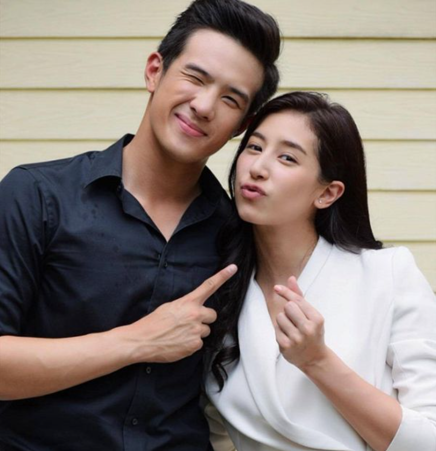 Bir chelak spermani yutadi Bir chelak spermani yutadi