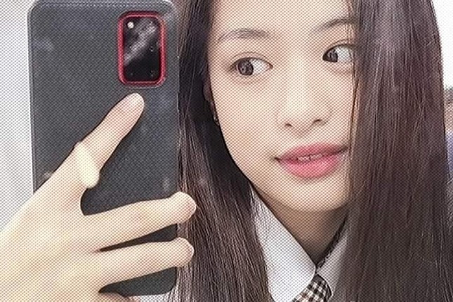 Phát sốt ảnh bóc nhan sắc Em gái BLACKPINK: Na ná cả Jennie và dàn nữ thần, dự là idol có hình tốt nghiệp đẹp nhất Kpop - Ảnh 6.