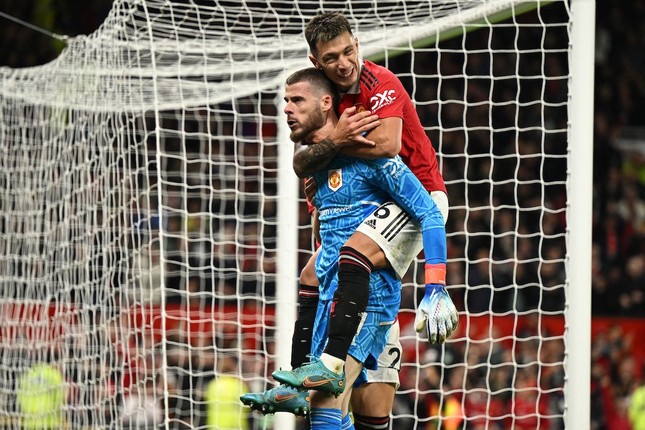 De Gea quyết định gắn bó trọn đời với MU - Ảnh 1.