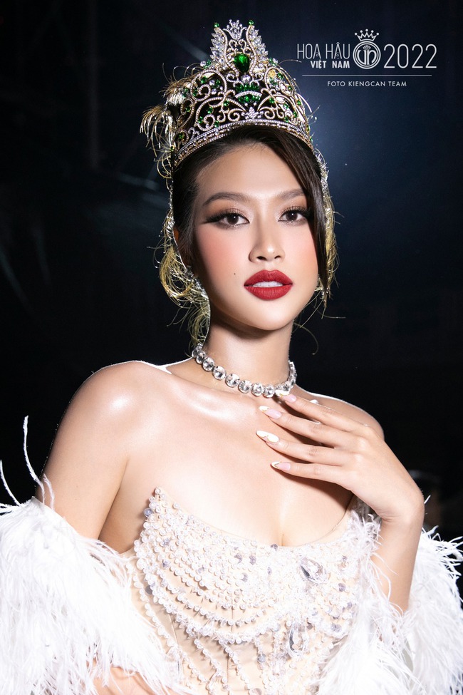 Hoa hậu Thiên Ân bị tố đạo văn khi thi Miss Grand Vietnam, đơn vị huấn luyện tiếng Anh nói gì? - Ảnh 3.