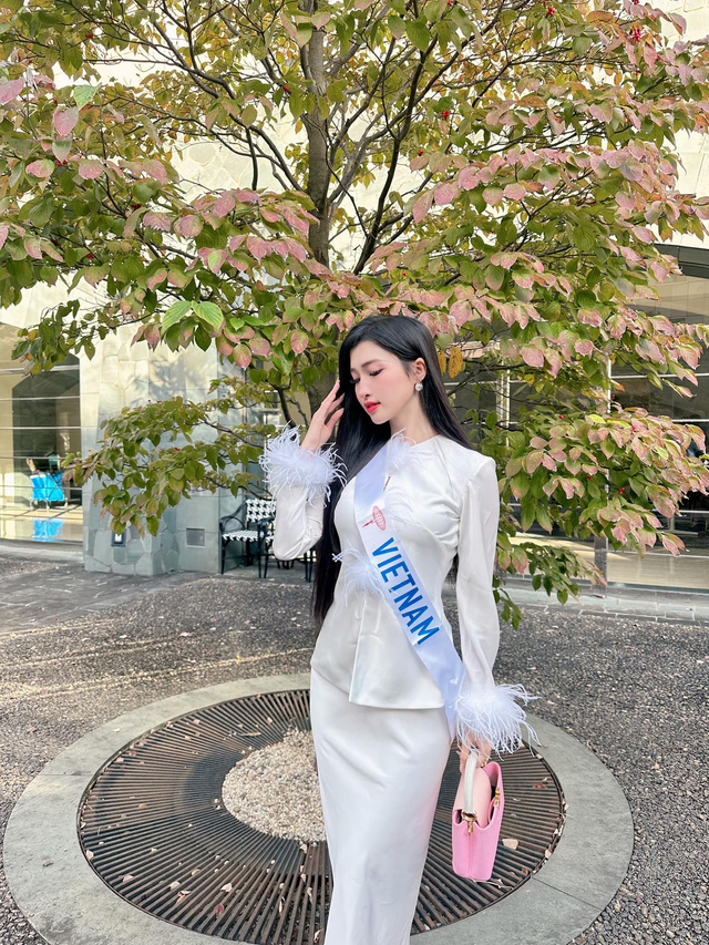 Phương Nhi vướng tranh cãi vì né camera, được xướng tên nhận 1 giải gây lo lắng khi chinh chiến Miss International - Ảnh 7.