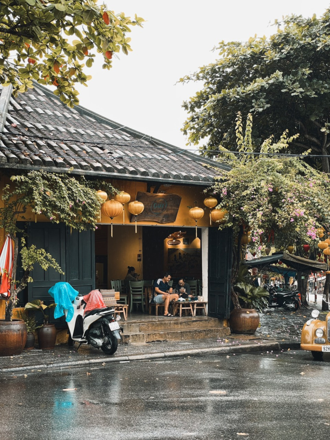 Bỏ việc, kết hôn rồi ở luôn tại quán cafe tự mở, cặp vợ chồng bị nói là lông bông nhưng vẫn sống thoải mái bằng cách này! - Ảnh 11.