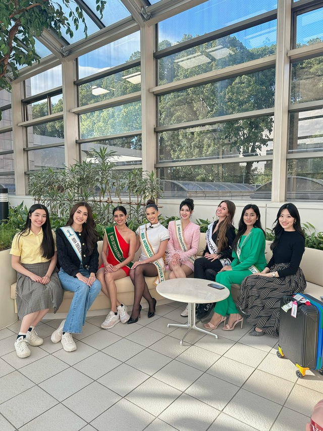 Phương Nhi vướng tranh cãi vì né camera, được xướng tên nhận 1 giải gây lo lắng khi chinh chiến Miss International - Ảnh 4.