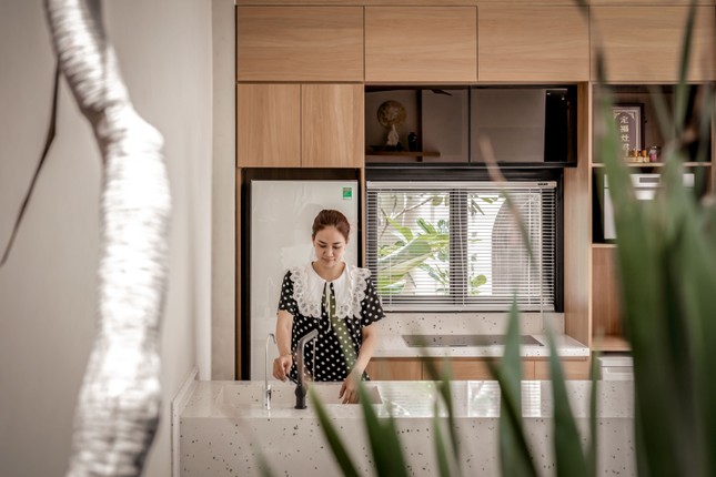 Ngôi nhà hình voi độc đáo sở hữu 7 khu vườn bên trong - Ảnh 10.