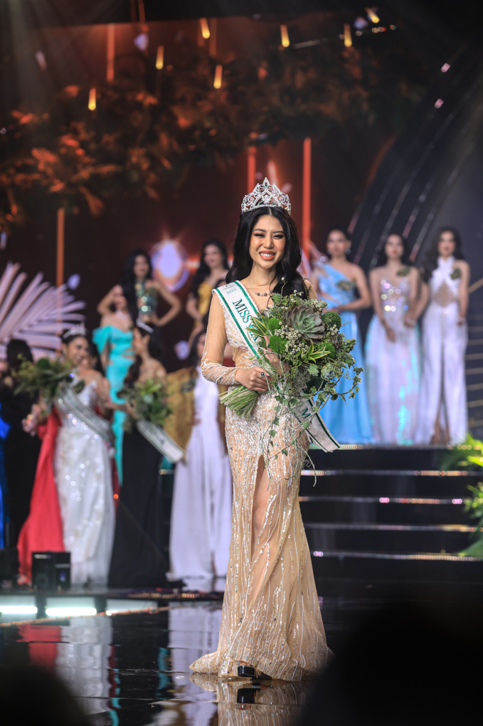 Đỗ Thị Lan Anh chính thức đăng quang Miss Earth Vietnam 2023 - Ảnh 2.