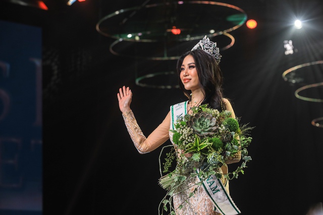 Trương Ngọc Ánh: Tôi kỳ vọng 2 người khác đạt danh hiệu Miss Earth Vietnam 2023, không phải Tân Hoa hậu - Ảnh 2.