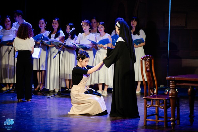 Nhạc kịch The sound of music mang c&acirc;u chuyện t&igrave;nh y&ecirc;u v&agrave; t&igrave;nh cảm gia đ&igrave;nh v&ugrave;ng n&uacute;i Alps đến H&agrave; Nội - Ảnh 1.