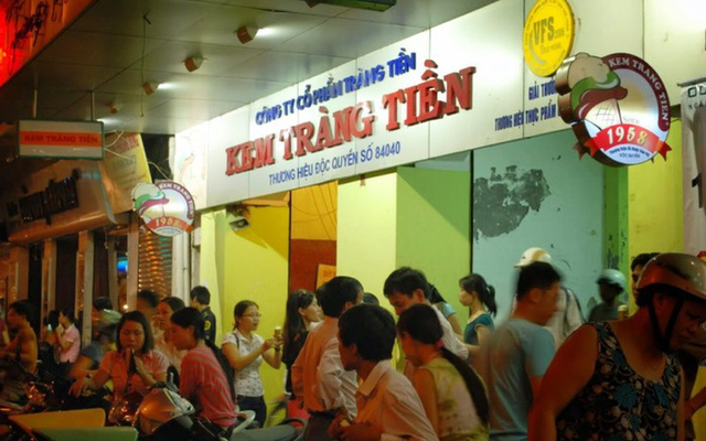 Kem Tràng Tiền - Thương hiệu thuần Việt đã 65 tuổi, khách hàng trung thành từ lúc thiếu nhi đến khi có cháu - Ảnh 2.