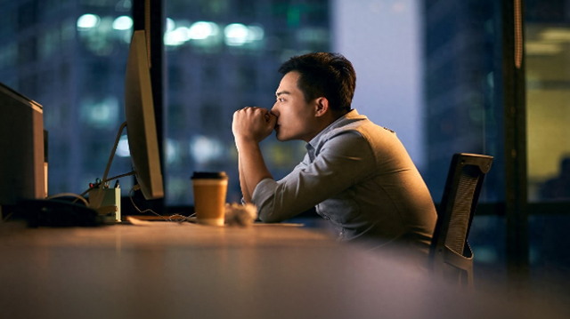 40 tuổi t&ocirc;i bị sa thải, phải đi l&agrave;m shipper v&igrave; nợ chồng nợ chất: Bi kịch trung ni&ecirc;n bắt đầu từ lầm tưởng n&agrave;y - Ảnh 3.