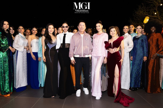 Dàn thí sinh Miss Grand International tại Huế: Lần đầu mặc áo bà ba đổ bánh xèo, Lê Hoàng Phương dừng bước phần thi này - Ảnh 7.