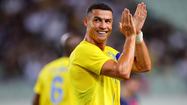 Sự xuất hiện của Ronaldo giúp đội nhà tăng không tưởng lượt truy cập lên hơn 160.000%, vẫn thua Messi ở một chỉ số - Ảnh 1.
