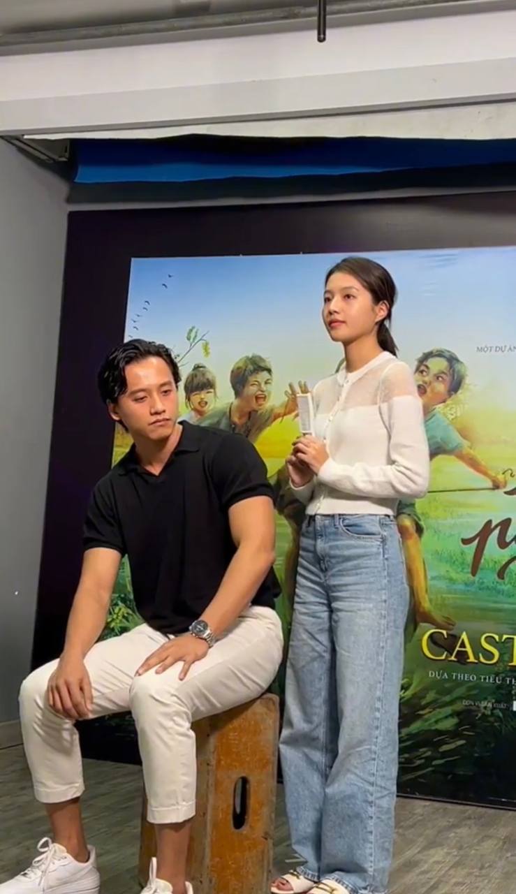 &Uacute;t Trong Đất Rừng Phương Nam khoe mặt mộc đẹp rạng ngời ở hậu trường, netizen lại ho&agrave;i nghi dao k&eacute;o - Ảnh 5.