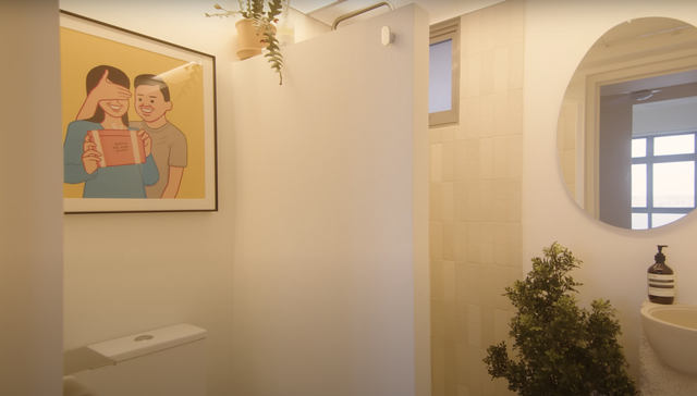 B&ecirc;n trong kh&ocirc;ng gian sống của nh&agrave; thầu thiết kế: Cơ ngơi nhỏ xinh nhưng g&oacute;c n&agrave;o cũng tiện lợi - Ảnh 15.