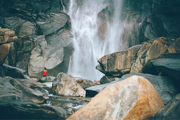 Phát hiện thác nước được mệnh danh là đệ nhất thác Tây Bắc, đường đi hiểm trở, cách Hà Nội hơn 100km - Ảnh 4.