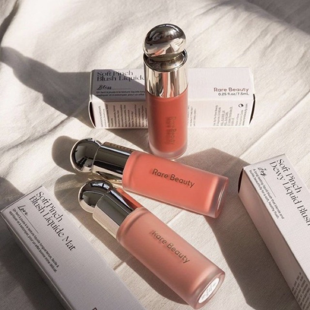 Review thật lòng 3 món mỹ phẩm mình ưng nhất gần đây: Kem nền Shiseido đắt xắt ra miếng, son môi Esqa rẻ mà không ôi - Ảnh 6. Review thật lòng 3 món mỹ phẩm mình ưng nhất gần đây: Kem nền Shiseido đắt xắt ra miếng, son môi Esqa rẻ mà không ôi - Ảnh 6.
