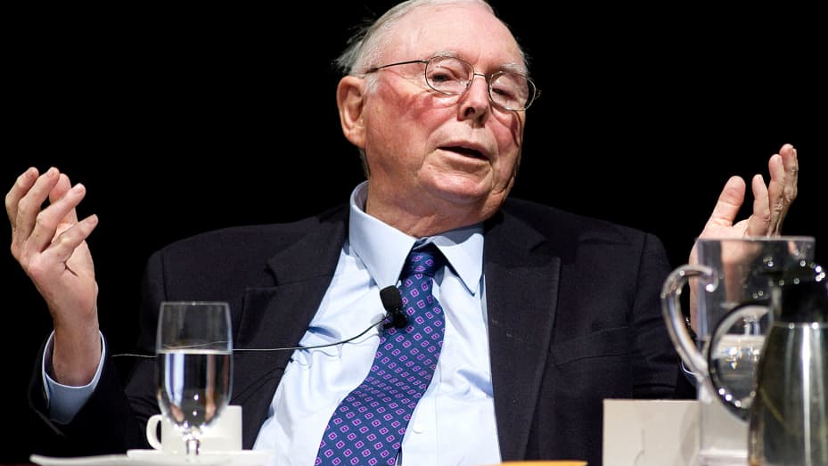 Tỷ phú Charlie Munger: Kiêm quá nhiều việc một lúc là một thứ bệnh, một nghề cho chín rồi hãy mơ giàu! - Ảnh 1.