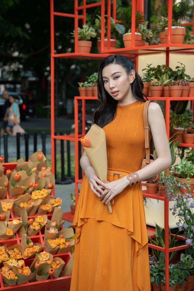 Ngập trời sao tại Kiosk Le Monde d’Hermès: Thuỳ Tiên - Tiểu Vy khoe sắc, Quỳnh Anh Shyn - Salim “bật mode quý phái - Ảnh 1.