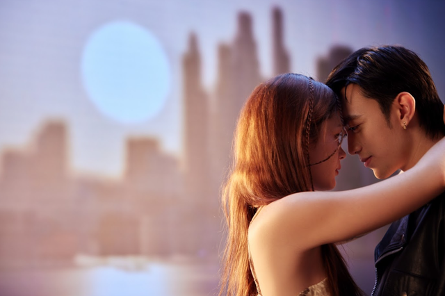 Hoá ra đây là cô gái SOOBIN muốn dành tặng cả hoàng hôn, còn công khai đăng ảnh nắm tay? - Ảnh 2. Hoá ra đây là cô gái SOOBIN muốn dành tặng cả hoàng hôn, còn công khai đăng ảnh nắm tay? - Ảnh 2.