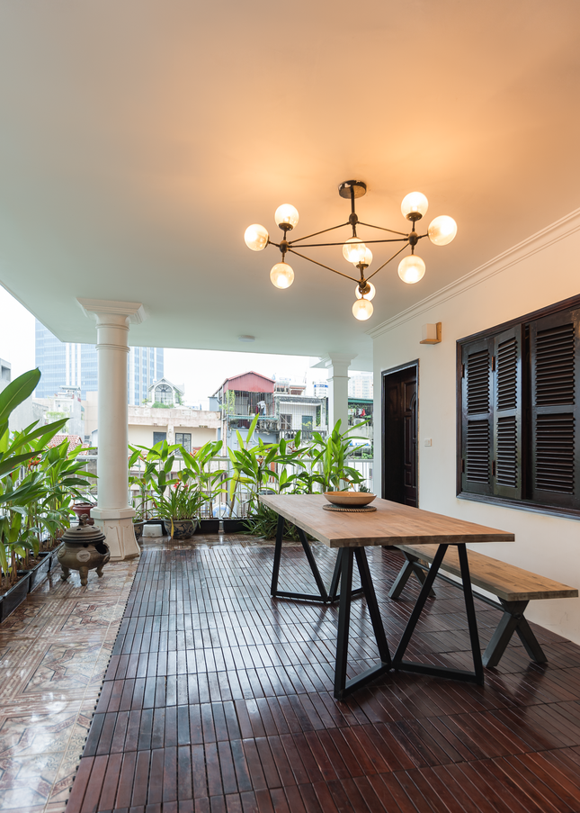 Cải tạo nh&agrave; ống th&agrave;nh nh&agrave; phố trồng c&uacute;c tần trước cổng d&agrave;nh cho 4 thế hệ - Ảnh 17.