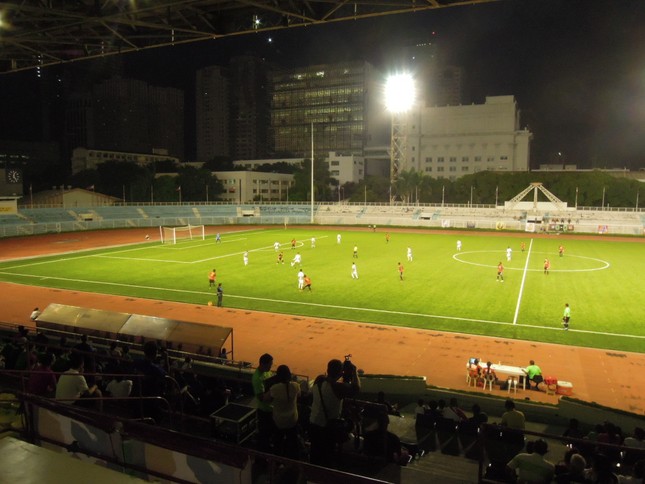Giá vé xem ĐT Việt Nam đấu Philippines ở vòng loại World Cup 2026 rẻ không ngờ - Ảnh 1.