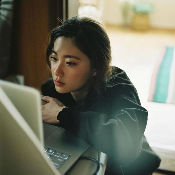 Đang y&ecirc;n đang l&agrave;nh chồng bất ngờ thất nghiệp, kiếm &iacute;t tiền hơn: C&aacute;c cặp đ&ocirc;i đ&atilde; l&agrave;m g&igrave;? - Ảnh 3.