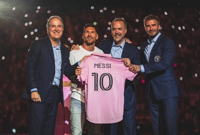 Sức hút chưa từng có của Messi khiến Chủ tịch David Beckham cũng rơi vào cảnh khốn đốn - Ảnh 1.