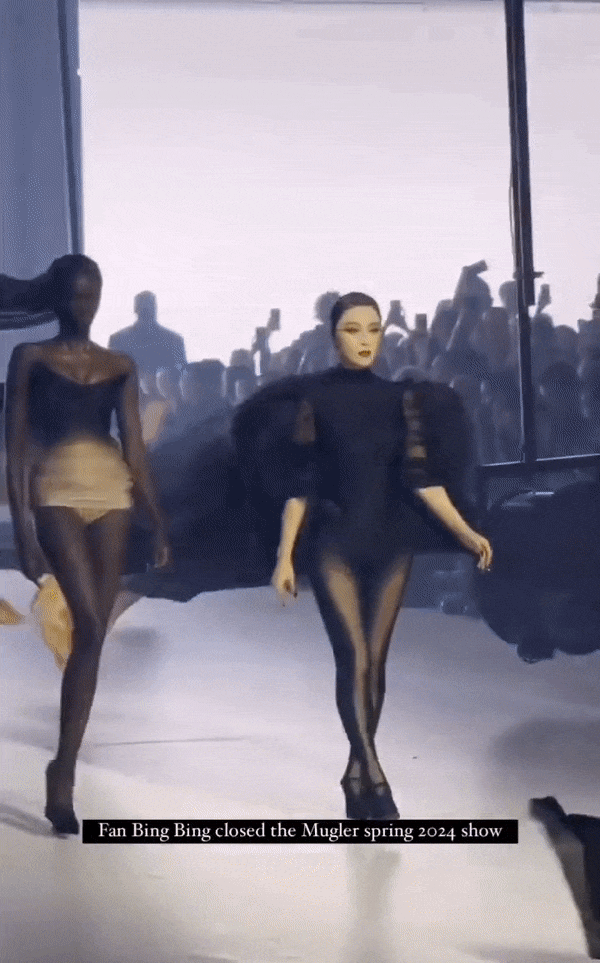 Phạm Băng Băng tái xuất Paris Fashion Week với màn catwalk bất ngờ, nhan sắc U45 có còn hoàn hảo trước Getty Images? - Ảnh 6.