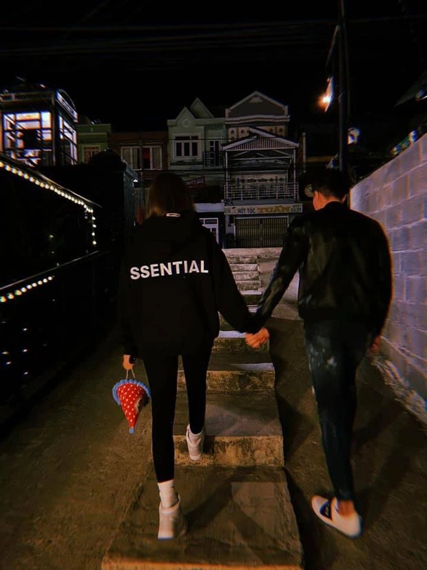 Loạt khoảnh khắc hiếm trong 2 năm y&ecirc;u của Vĩnh Thuỵ b&ecirc;n b&agrave; x&atilde; gia thế khủng trước khi kết h&ocirc;n - Ảnh 7.