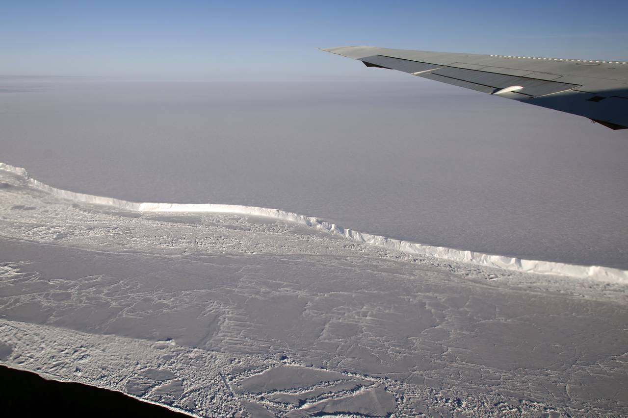 Bức tường Nam Cực: Bí ẩn ẩn giấu bên cạnh Trái Đất!