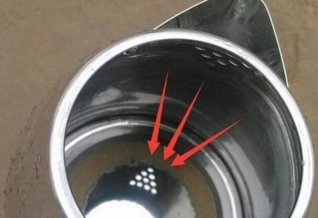 D&ugrave;ng b&igrave;nh si&ecirc;u tốc h&agrave;ng ng&agrave;y nhưng 99% gia đ&igrave;nh kh&ocirc;ng ch&uacute; &yacute; đến 1 điều: Xem ảnh m&agrave; giật m&igrave;nh - Ảnh 2.