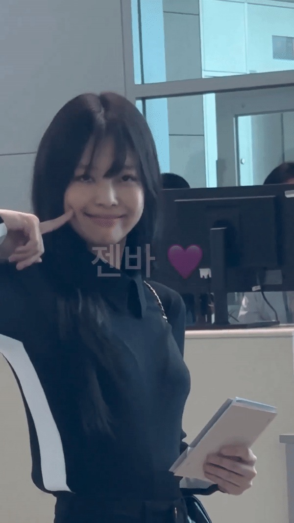 Hot rần rần video Jennie trò chuyện với fan ở sân bay: Có lạnh lùng, coi thường người hâm mộ như lời đồn? - Ảnh 5.