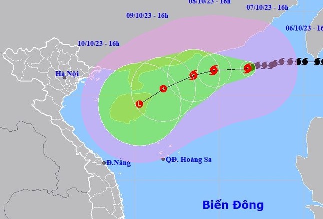 Bão số 4 diễn biến bất thường, có thể vào vịnh Bắc Bộ - Ảnh 1.