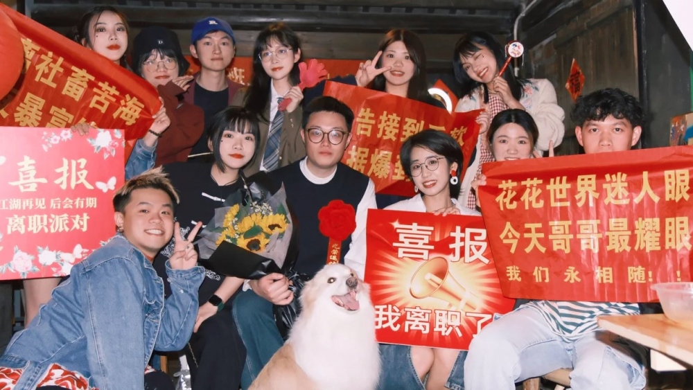 Nghịch lý kỳ lạ khi thanh niên Trung Quốc lao vào 'bữa tiệc hưu trí'