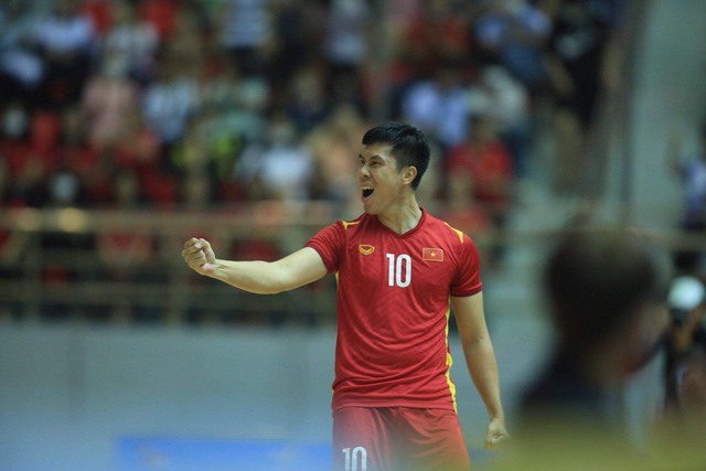 Thắng 6-1 trước đội chủ nhà, tuyển Việt Nam chạm một tay vào tấm vé đi tiếp tại giải châu Á - Ảnh 1.