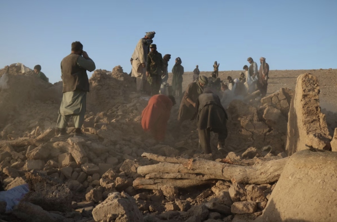 Nỗ lực cứu hộ của Afghanistan sau trận động đất