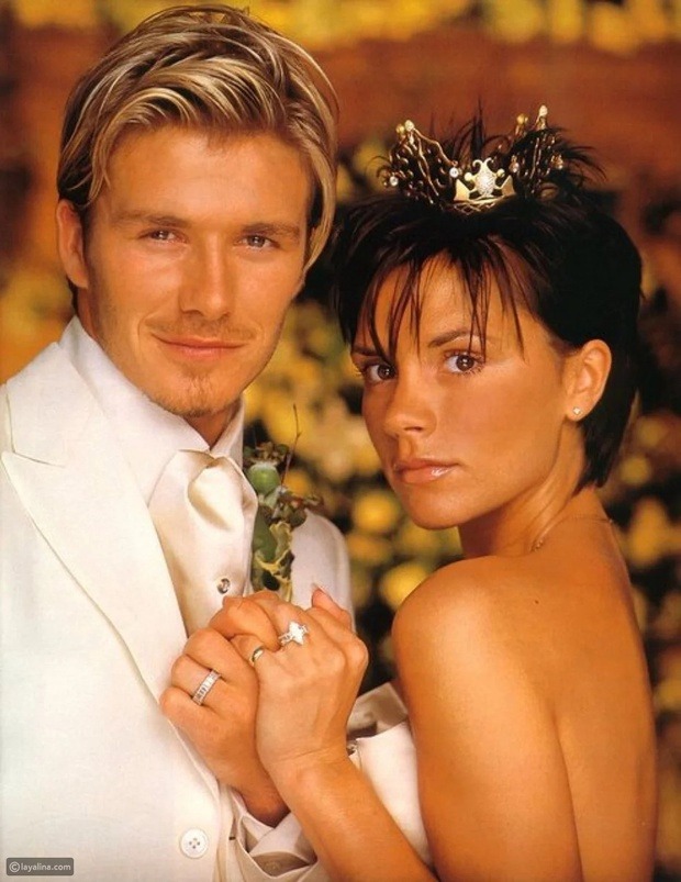 Siêu đám cưới David - Victoria Beckham ở lâu đài: Tốn hơn 24 tỷ, khách mời toàn sao khủng, chuyên cơ chở váy cưới xuyên Đại Tây Dương 4 lần - Ảnh 2.