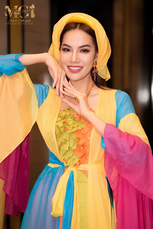 Lê Hoàng Phương liên tục ghi điểm tại Miss Grand International, có loạt hành động chu đáo với các thí sinh nước bạn - Ảnh 10.