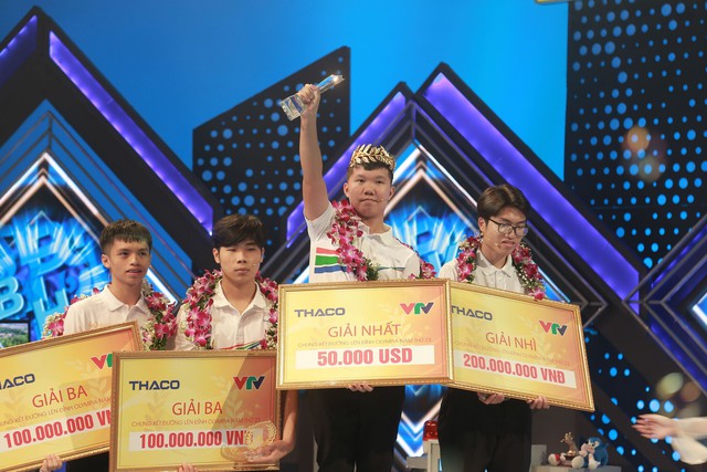 Chung kết Đường L&ecirc;n Đỉnh Olympia 2023 kh&eacute;p lại: Gay cấn đến ph&uacute;t cuối c&ugrave;ng, m&agrave;n lội ngược d&ograve;ng của nam sinh Thanh H&oacute;a! - Ảnh 32.