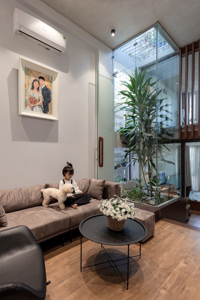 Chi&ecirc;m ngưỡng nh&agrave; ống 5 tầng d&agrave;nh cho nhiều thế hệ - Ảnh 14.