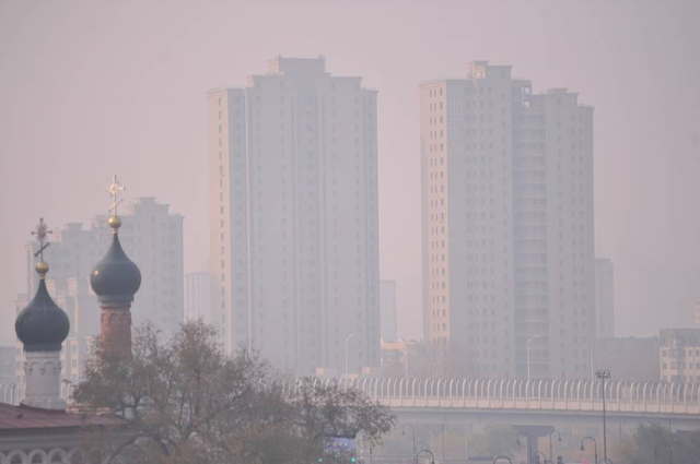 Ảnh: Sương mù dày đặc bao phủ Trung Quốc khi người dân phải vật lộn với mức độ ô nhiễm không khí cao nhất