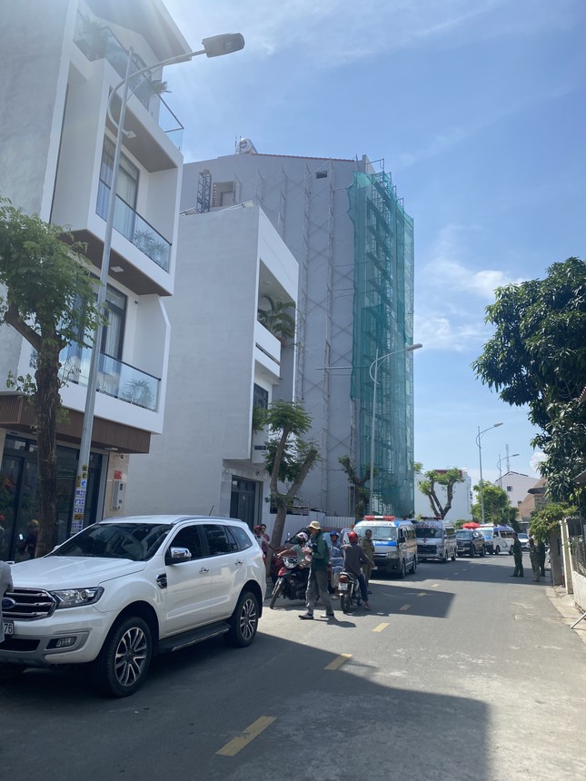 Đứt c&aacute;p tời khiến 3 c&ocirc;ng nh&acirc;n tử vong - Ảnh 2.