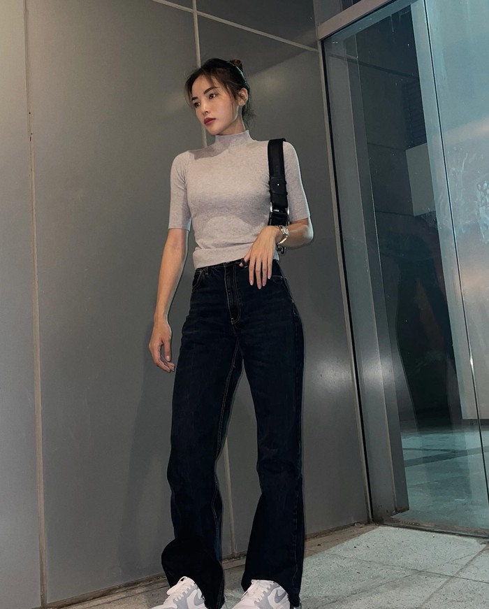 10 cách phối đồ giúp Kỳ Duyên mặc quần jeans thường xuyên nhưng không nhàm chán - Ảnh 6.