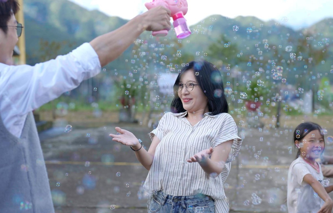Cặp sao Việt được netizen đẩy thuyền vì y hệt nam nữ chính ngôn tình, nhà gái còn được khen xinh như thiên thần - Ảnh 2.