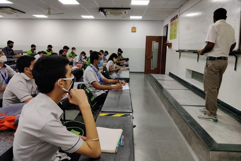 Mặt tối tại thủ phủ luyện thi đại học ở Ấn Độ - Ảnh 2.