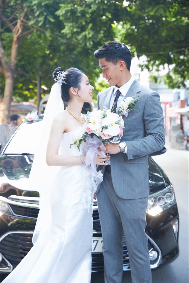 Cựu thủ môn U20 Việt Nam lấy vợ giáo viên, đám cưới không linh đình như Đoàn Văn Hậu nhưng trọn vẹn hạnh phúc - Ảnh 6.