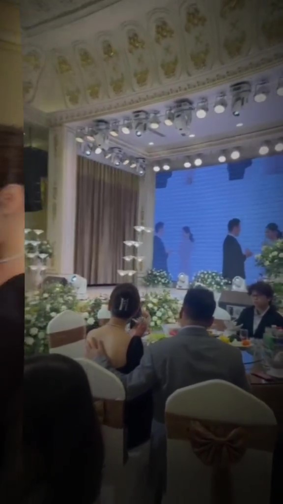 Shark Bình và Phương Oanh lọt ống kính team qua đường khi đi ăn cưới, lộ hành động ngọt ngào như hồi mới yêu - Ảnh 2.