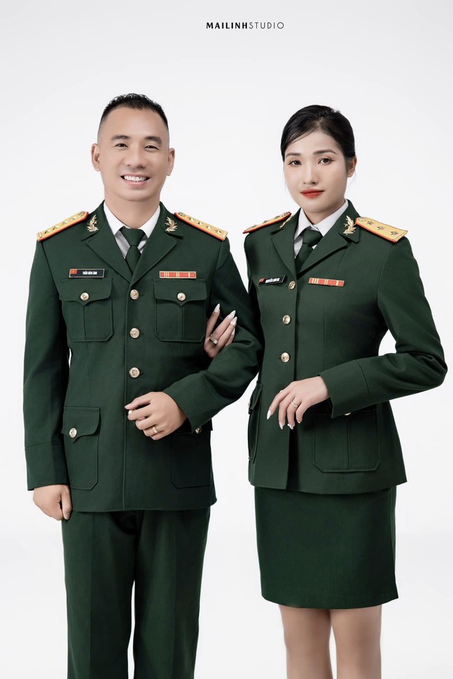 Nữ trung uý xinh đẹp từng hoãn cưới để giành HCV SEA Games tung bộ ảnh cưới ngọt ngào bên chồng quân nhân - Ảnh 1.